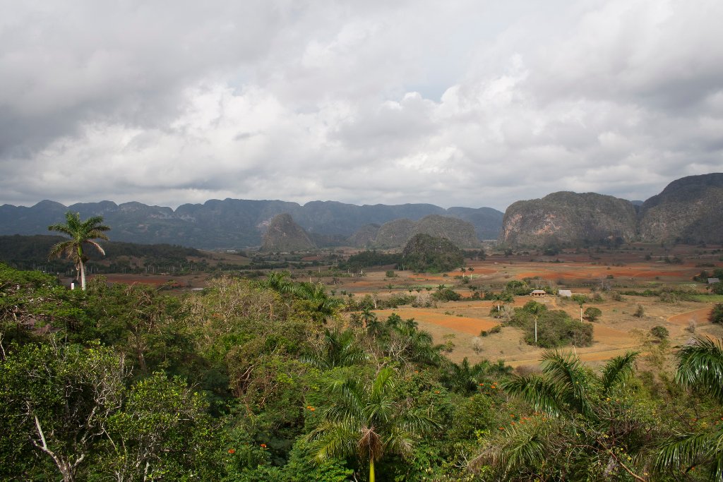 05-Viñales Valley.jpg - Viñales Valley